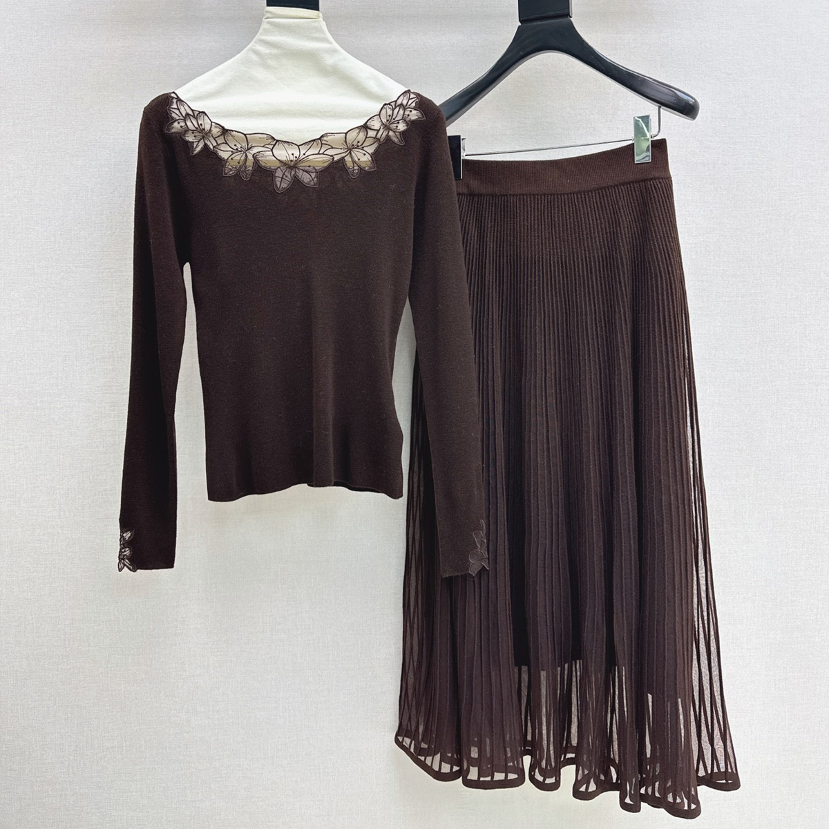 Conjunto de duas peças de alta - Midi Skirt Floral avaliação e preço